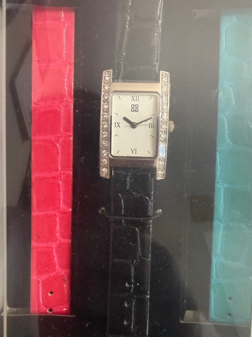 Givenchy Watch Label - Picture 3 of 5